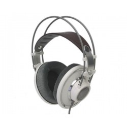 AKG K701