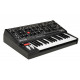 MOOG GRANDMOTHER DARK