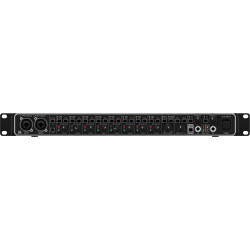 BEHRINGER UMC1820