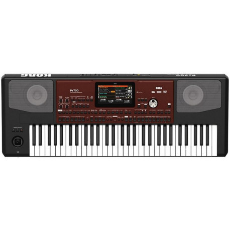 KORG PA700