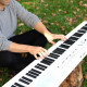 ALESIS RECITAL WHITE